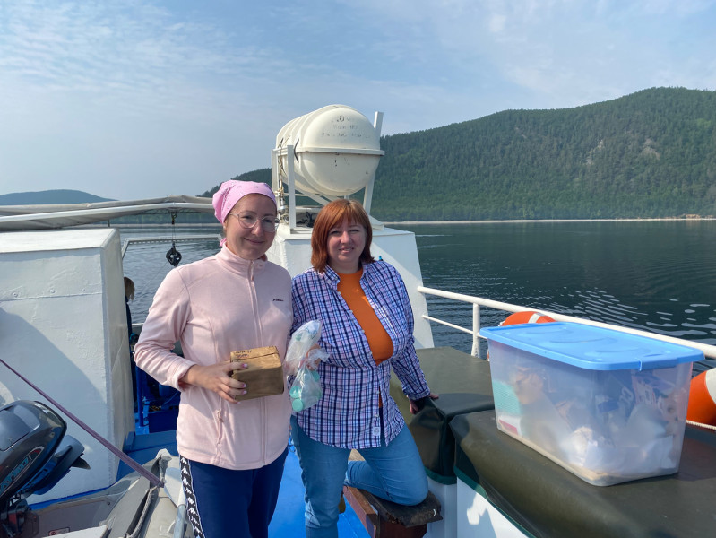 Таня и Света